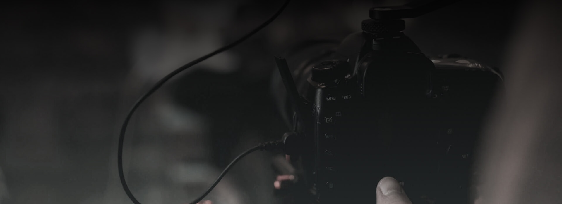 Artronomi olarak bir çok Reklam Filmi, Tanıtım Filmi, 2D-3D Animasyon filmlerine imzamızı attık.